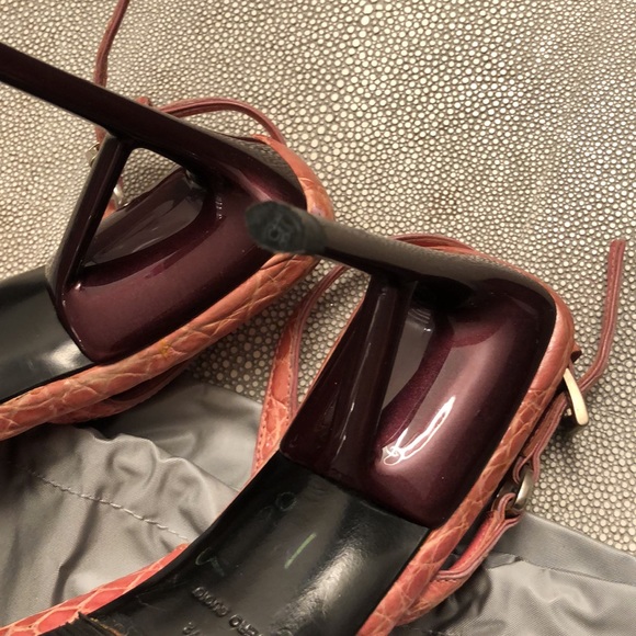 PRADA 35.5 GENUINE ALLIGATOR CROC Pink Sandals 3” heel, bottom new, dust bag - Picture 9 of 12